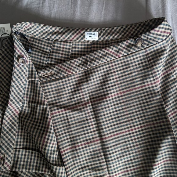 Sunday Best Multi-colored Pleated wrap skirt - Picture 4 of 4